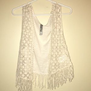 Girls cream floral vest!